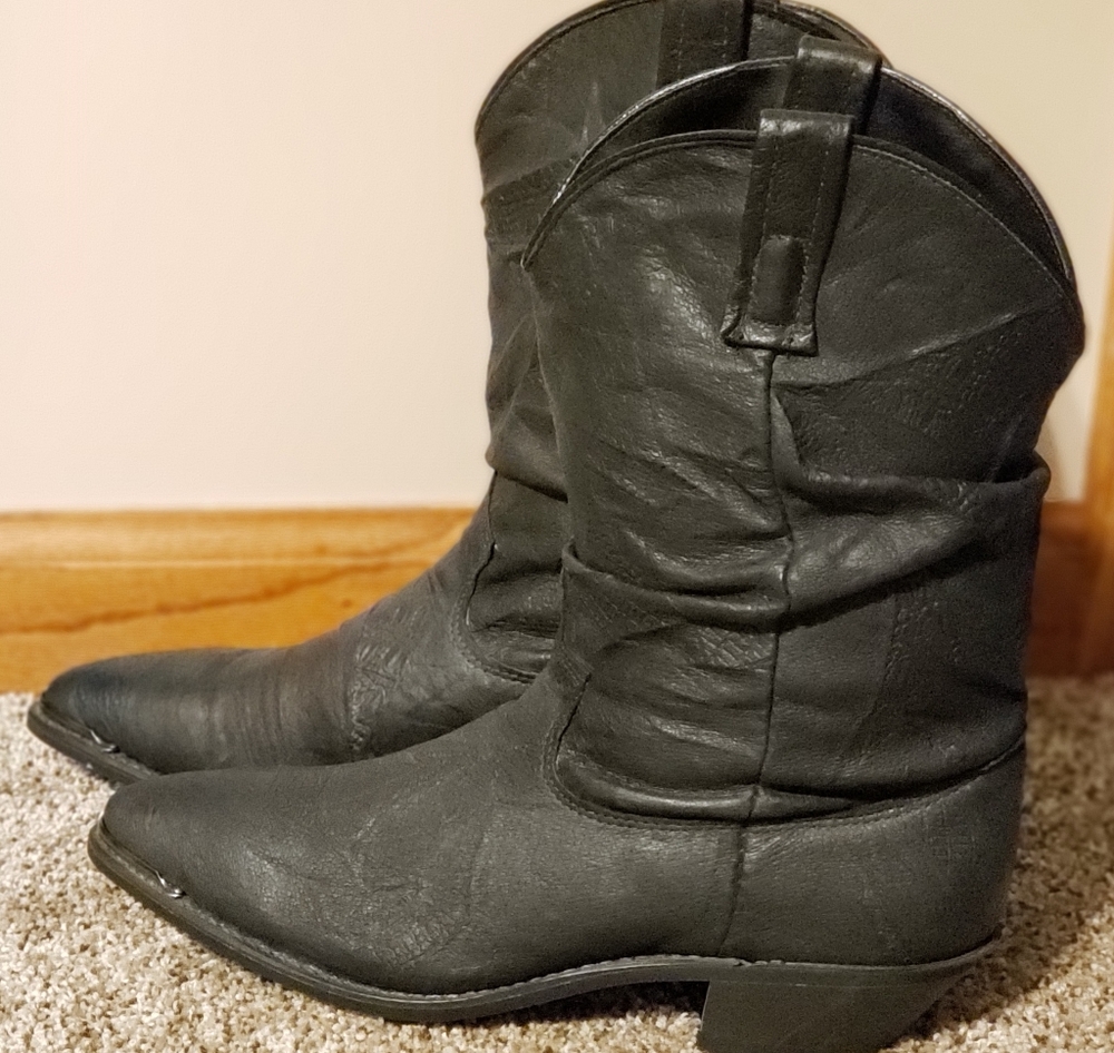 Dingo black western boots, size 8